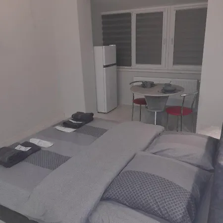 Freedom In Center * Oezjhorod